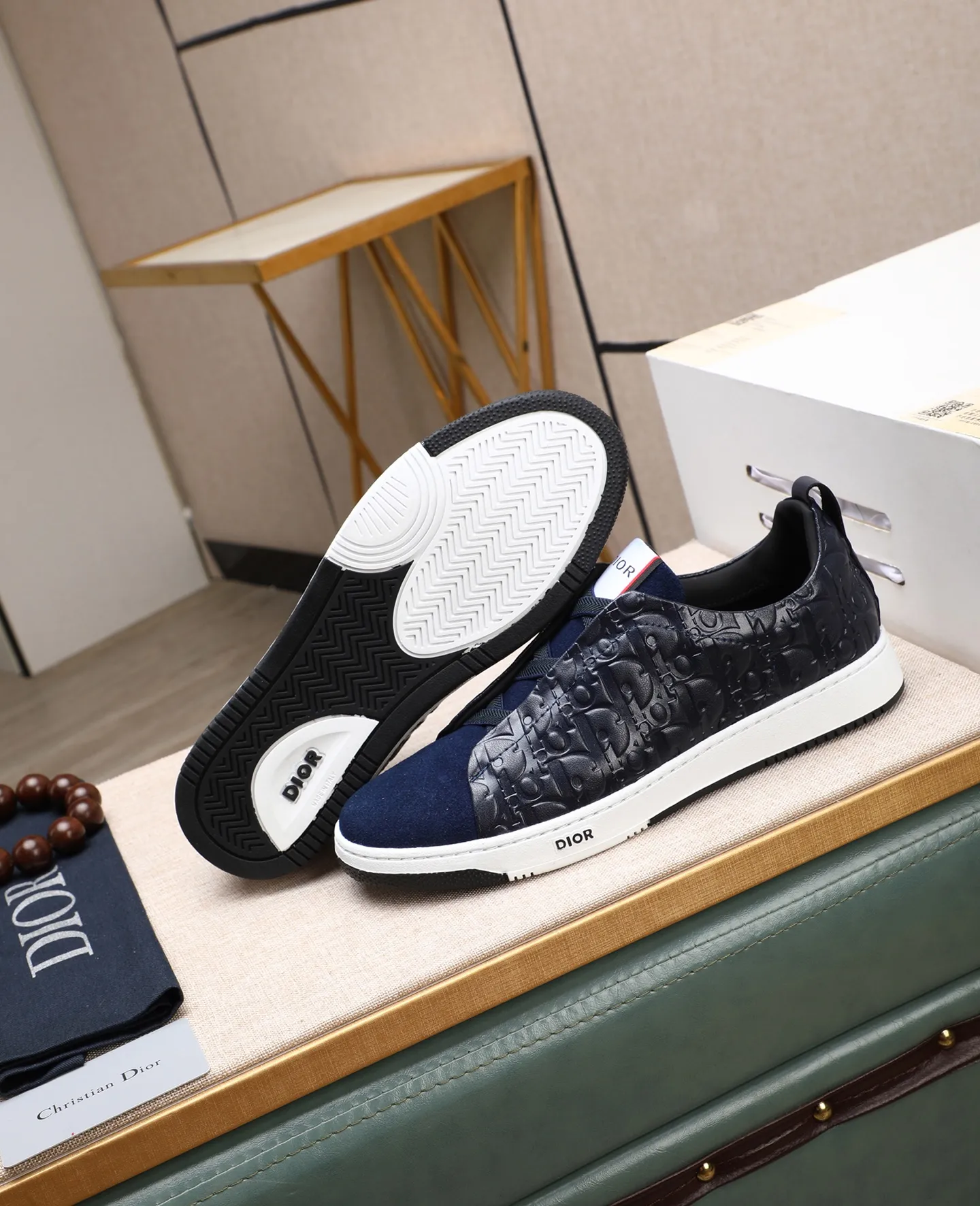 Men's men's shoes💰460 🌹🌹[Dior] 2025 latest model🙈original replica! 👟👟👟You can go to the top-notch workmanship. The upper is made of Italian 🇮🇹imported cowhide. The mesh lining is suitable for travel. The original replica outsole makes it suitable for all kinds of travel, showing low-key luxury. Let quality speak for itself. Color: Size: 38-44